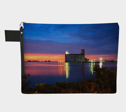 Collingwood Terminals Dark Sunset Zipper Carry Bag